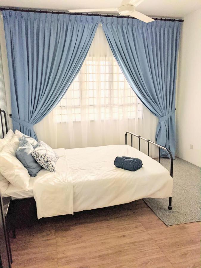 קואלה טרנגאנו Looking For... A Staycation מראה חיצוני תמונה
